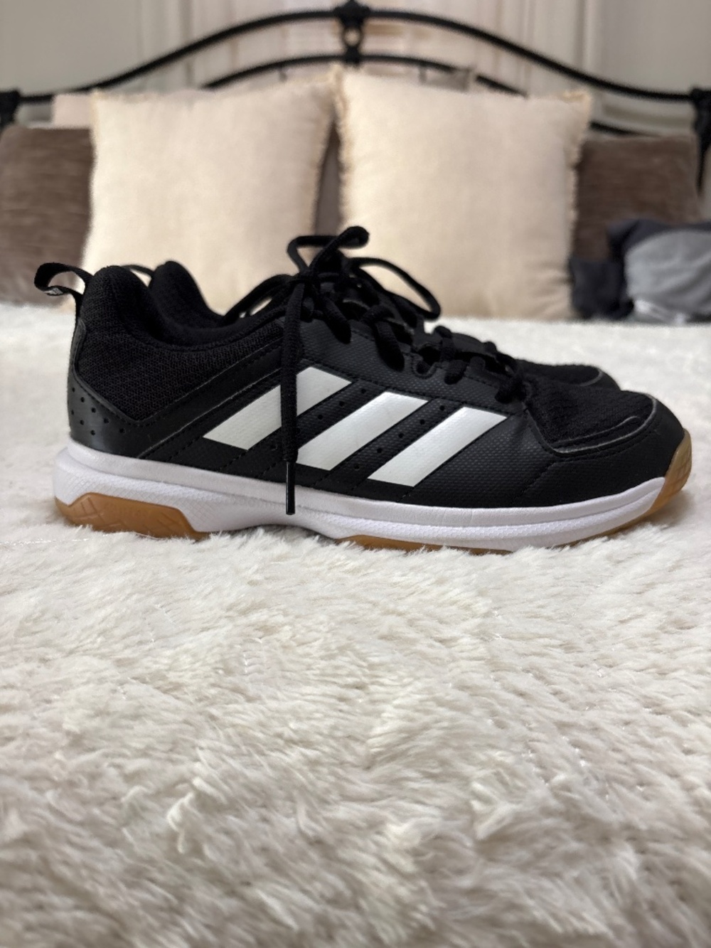Adidas volleyball shoes